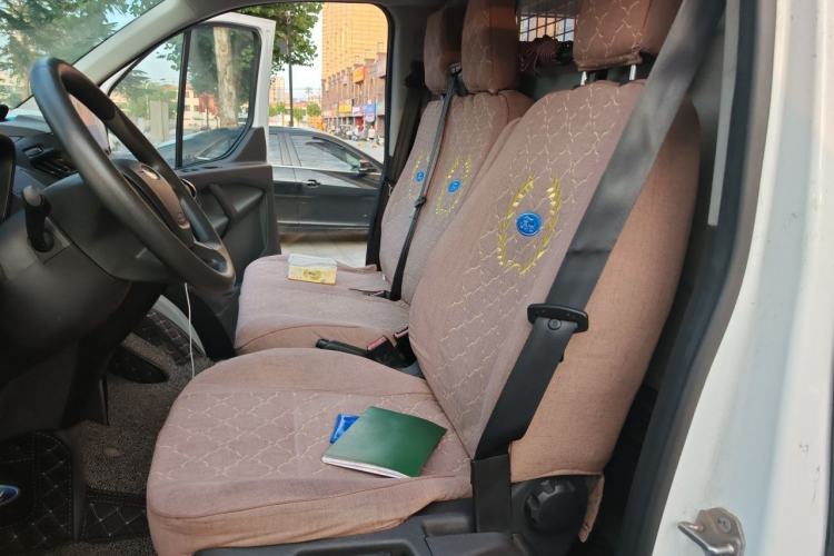 Used Ford Transit 2017 2.0T Diesel Van Mid-Chassis Mid-Roof China V Standard Left Front Seat