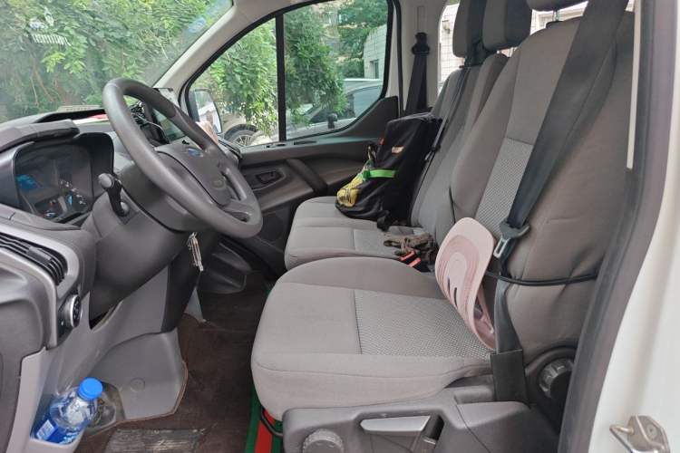 Used Ford Transit 2017 2.0T Diesel Multi-Function Commercial Vehicle Mid-Drive Mid-Roof China V Standard Left Front Seat