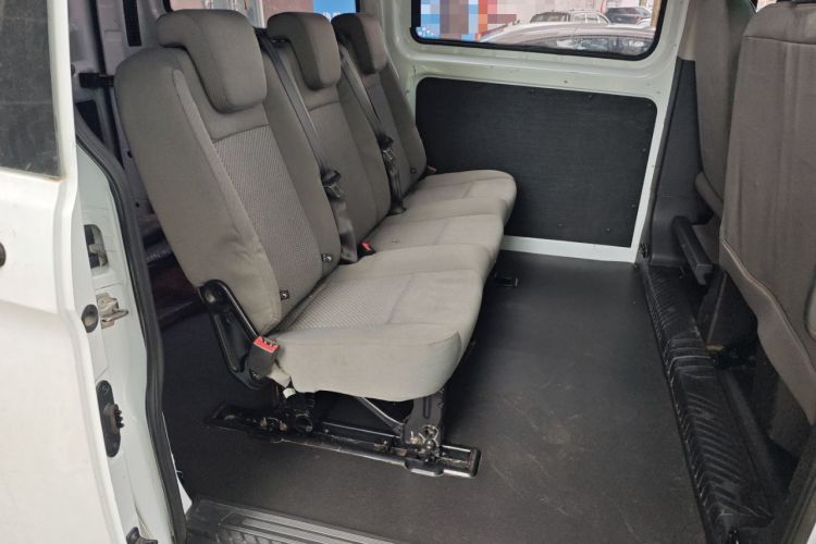 Used Ford Transit 2017 2.0T Diesel Multi-Purpose Commercial Vehicle Short Wheelbase Low Roof China V Standard Left Rear Seat
