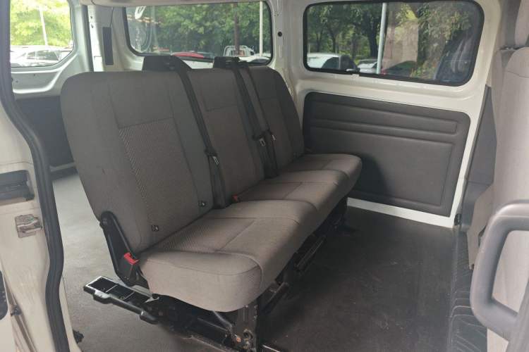 Used Ford Transit 2017 2.0T Diesel Multi-Function Commercial Vehicle Mid-Drive Mid-Roof China V Standard Left Rear Seat