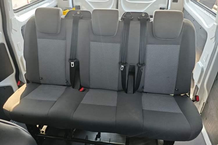 Used Ford Transit 2017 2.0T Diesel Multi-Purpose Commercial Vehicle Short Wheelbase Low Roof China V Standard Left Rear Seat