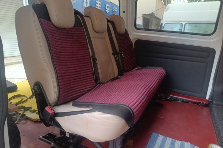 Used Ford Transit 2017 2.0T Diesel Multi-Purpose Commercial Vehicle Short Wheelbase Low Roof China V Standard Left Rear Seat