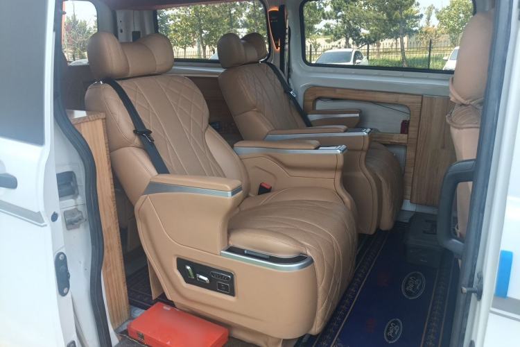Used Ford Transit 2017 2.0T Diesel Multi-Purpose Commercial Vehicle Short Wheelbase Low Roof China V Standard Left Rear Seat