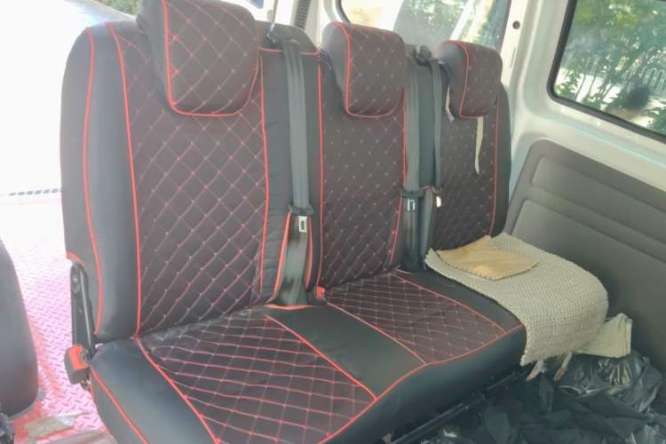 Used Ford Transit 2017 2.0T Diesel Multi-Function Commercial Vehicle Short Wheelbase Mid-Roof China V Standard Left Rear Seat