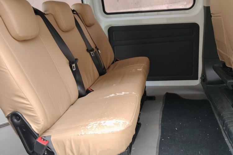 Used Ford Transit 2017 2.0T Diesel Van Short Wheelbase Low Roof China V Standard Left Rear Seat