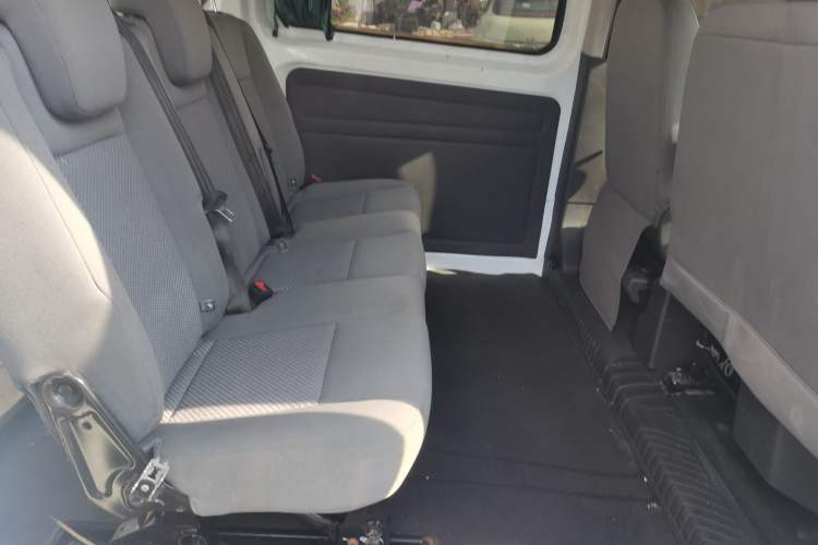 Used Ford Transit 2017 2.0T Diesel Multi-Function Commercial Vehicle Short Wheelbase Mid-Roof China V Standard Left Rear Seat