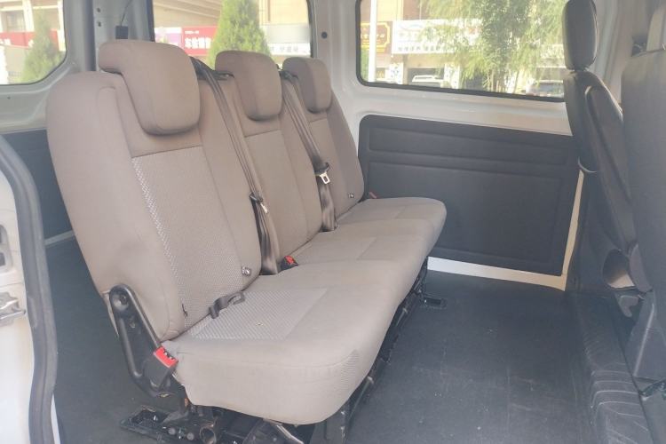 Used Ford Transit 2017 2.0T Diesel Multi-Purpose Commercial Vehicle Short Wheelbase Low Roof China V Standard Left Rear Seat
