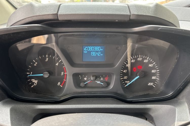 Used Ford Transit 2017 2.0T Diesel Multi-Purpose Commercial Vehicle Short Wheelbase Low Roof China V Standard Odometer Close Up