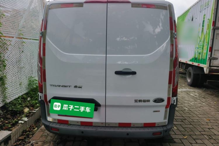 Used Ford Transit 2017 2.0T Diesel Van Short Wheelbase Low Roof China IV Standard Rear
