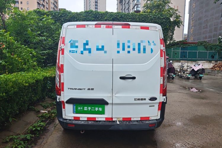 Used Ford Transit 2017 2.0T Gasoline Van Short Wheelbase Low Roof China V Standard Rear