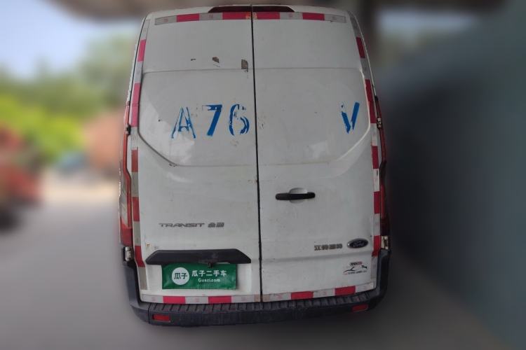 Used Ford Transit 2017 2.0T Diesel Van Mid-Chassis Mid-Roof China V Standard Rear