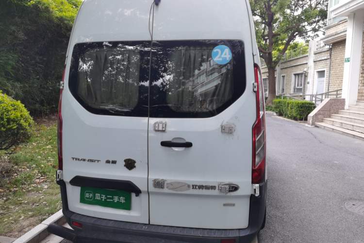 Used Ford Transit 2017 2.0T Gasoline Automatic Multi-Function Commercial Vehicle Short Wheelbase Mid-Roof China V Standard Rear