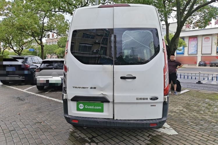 Used Ford Transit 2017 2.0T Diesel Multi-Purpose Commercial Vehicle Mid-Drive Mid-Roof China IV Standard Rear