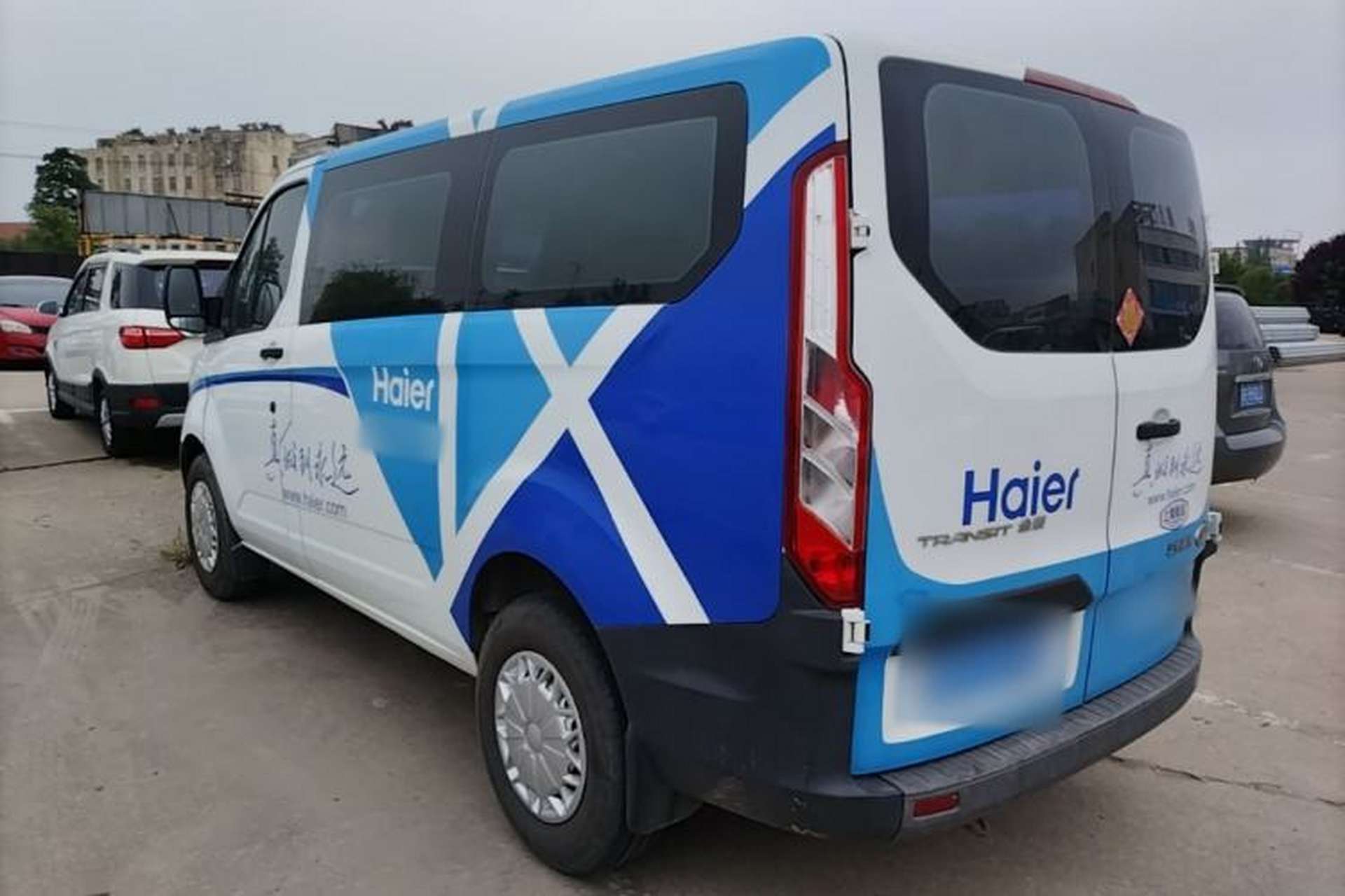 Used Ford Transit 2017 2.0T Diesel Multi-Purpose Commercial Vehicle Short Wheelbase Low Roof China V Standard Rear Left 45 Deg