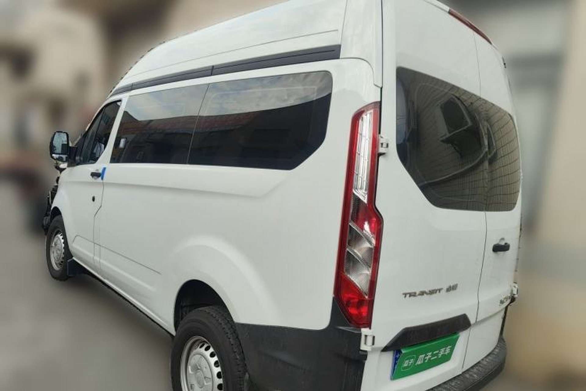 Used Ford Transit 2017 2.0T Diesel Multi-Purpose Commercial Vehicle Short Wheelbase Mid-Roof China IV Standard Rear Left 45 Deg