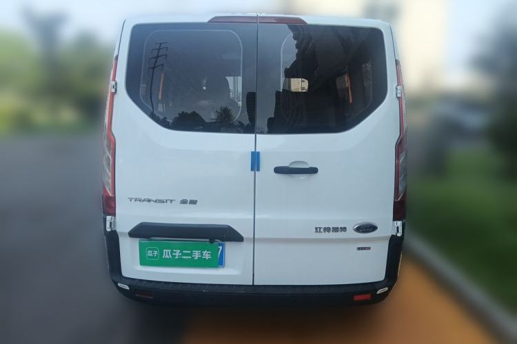 Used Ford Transit 2017 2.0T Diesel Multi-Purpose Commercial Vehicle Short Wheelbase Low Roof China V Standard Rear