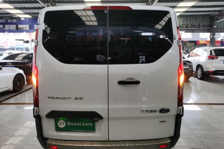 Used Ford Transit 2017 2.0T Diesel Multi-Purpose Commercial Vehicle Short Wheelbase Low Roof China V Standard Rear