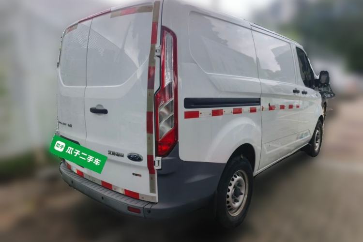 Used Ford Transit 2017 2.0T Diesel Van Short Wheelbase Low Roof China IV Standard Rear Right 45 Deg