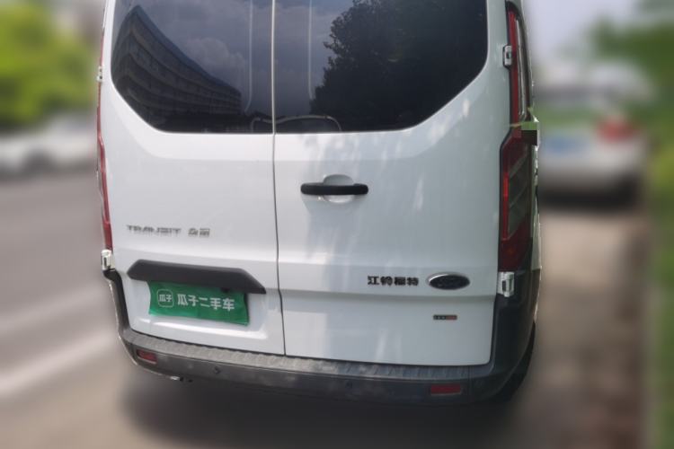 Used Ford Transit 2017 2.0T Diesel Multi-Purpose Commercial Vehicle Short Wheelbase Low Roof China V Standard Rear Right 45 Deg
