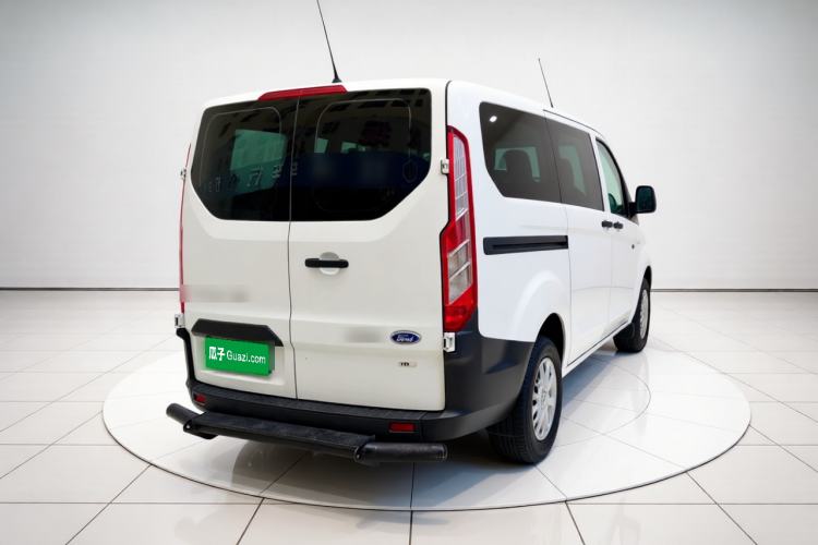Used Ford Transit 2017 2.0T Diesel Multi-Purpose Commercial Vehicle Short Wheelbase Low Roof China V Standard Rear Right 45 Deg