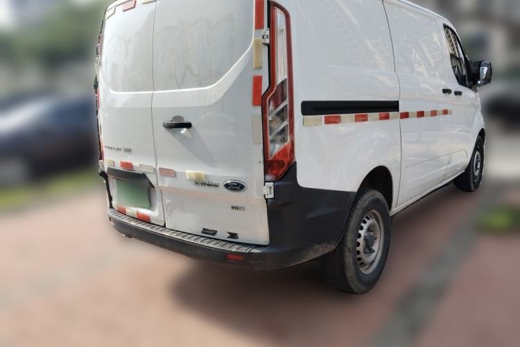 Used Ford Transit 2017 2.0T Diesel Van Short Wheelbase Low Roof China V Standard Rear Right 45 Deg