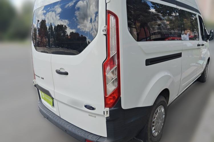 Used Ford Transit 2017 2.0T Gasoline Multi-Purpose Commercial Vehicle Mid-Drive Mid-Roof China V Standard Rear Right 45 Deg