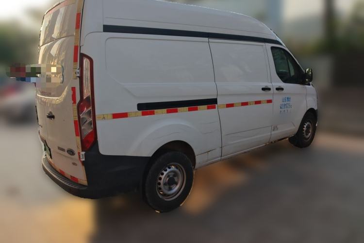 Used Ford Transit 2017 2.0T Diesel Van Mid-Chassis Mid-Roof China V Standard Rear Right 45 Deg