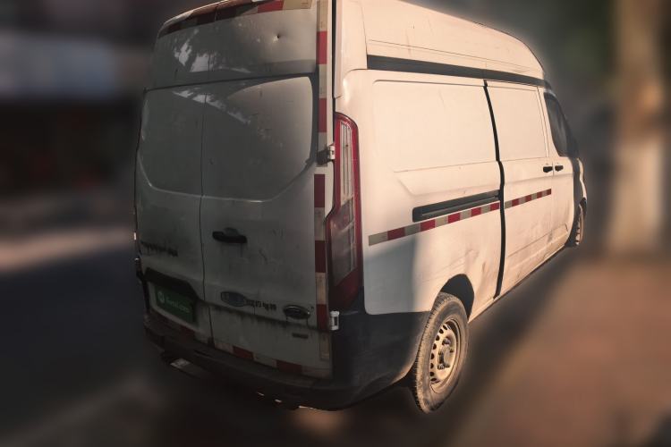 Used Ford Transit 2017 2.0T Diesel Van Mid-Chassis Mid-Roof China V Standard Rear Right 45 Deg