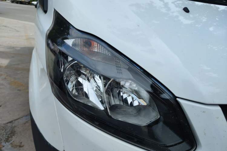 Used Ford Transit  Right Front Headlight