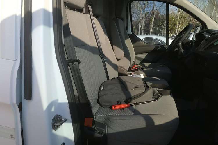 Used Ford Transit 2017 2.0T Diesel Van Short Wheelbase Mid-Roof China V Standard Right Front Seat