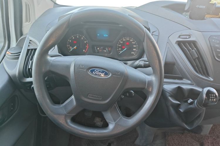 Used Ford Transit 2017 2.0T Gasoline Automatic Multi-Function Commercial Vehicle Mid-Drive Mid-Roof China V-standard Steering Wheel