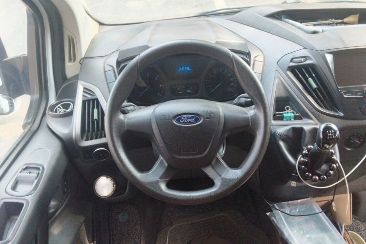 Used Ford Transit 2017 2.0T Diesel Multi-Purpose Commercial Vehicle Mid-Drive Mid-Roof China IV Standard Steering Wheel