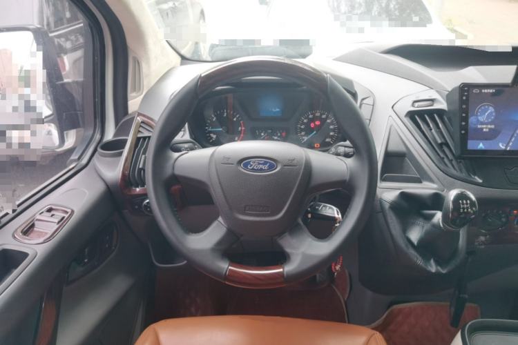 Used Ford Transit 2017 2.0T Diesel Multi-Function Commercial Vehicle Mid-Drive Mid-Roof China V Standard Steering Wheel
