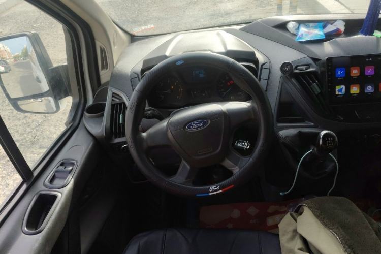 Used Ford Transit 2017 2.0T Diesel Multi-Function Commercial Vehicle Mid-Drive Mid-Roof China V Standard Steering Wheel