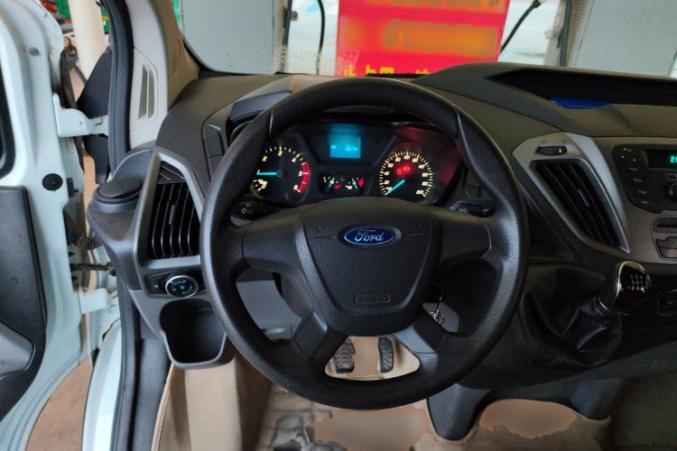 Used Ford Transit 2017 2.0T Diesel Multi-Function Commercial Vehicle Short Wheelbase Mid-Roof China V Standard Steering Wheel
