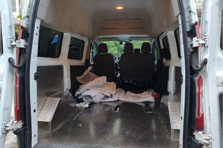 Used Ford Transit  Trunk