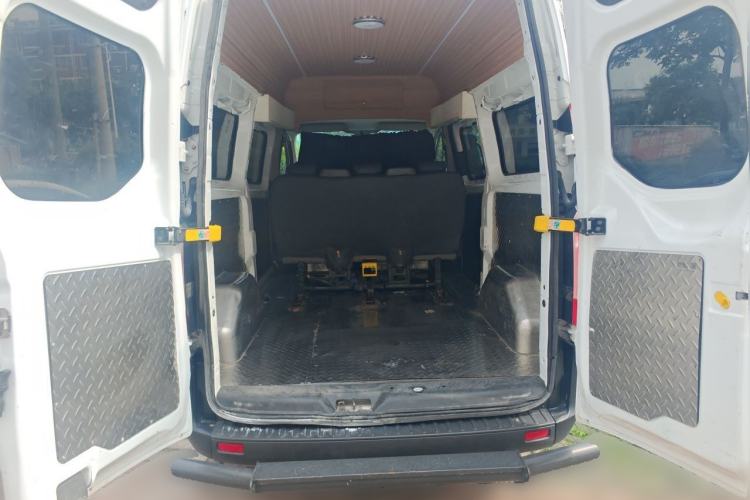 Used Ford Transit 2017 2.0T Diesel Multi-Function Commercial Vehicle Mid-Drive Mid-Roof China V Standard Trunk