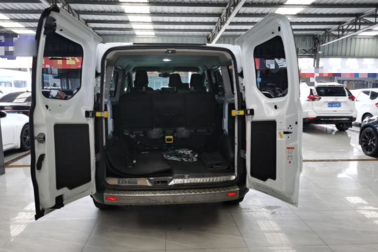 Used Ford Transit 2017 2.0T Diesel Multi-Purpose Commercial Vehicle Short Wheelbase Low Roof China V Standard Trunk