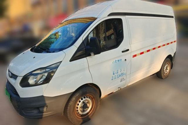 Used Ford Transit 2017 2.0T Diesel Van Mid-Chassis Mid-Roof China V Standard