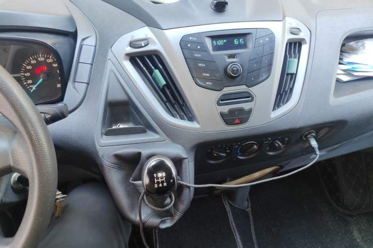 Used Ford Transit  Audio And AC Panel