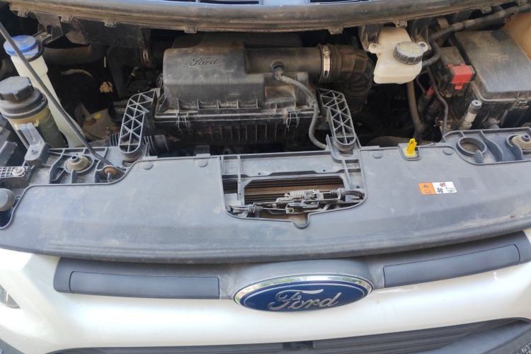 Used Ford Transit  Engine Bay