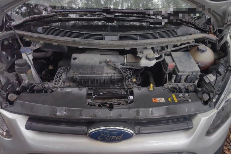 Used Ford Transit  Engine Bay