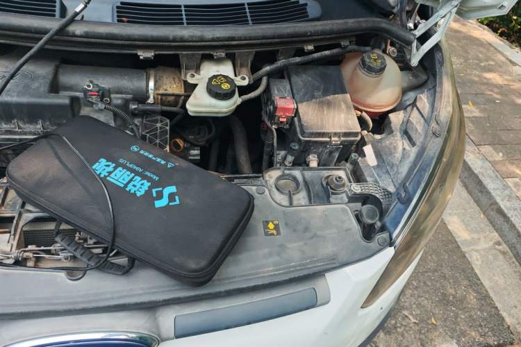 Used Ford Transit  Engine Bay Left