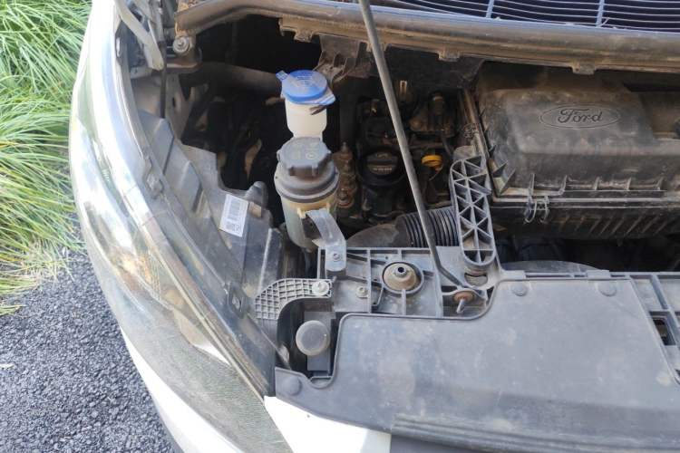 Used Ford Transit  Engine Bay Right