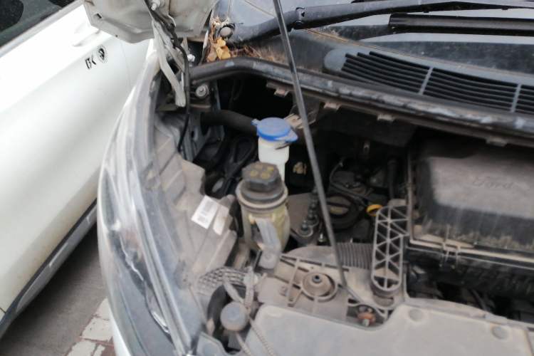 Used Ford Transit  Engine Bay Right