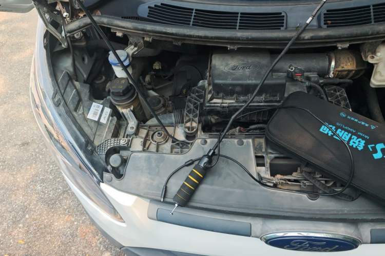 Used Ford Transit  Engine Bay Right