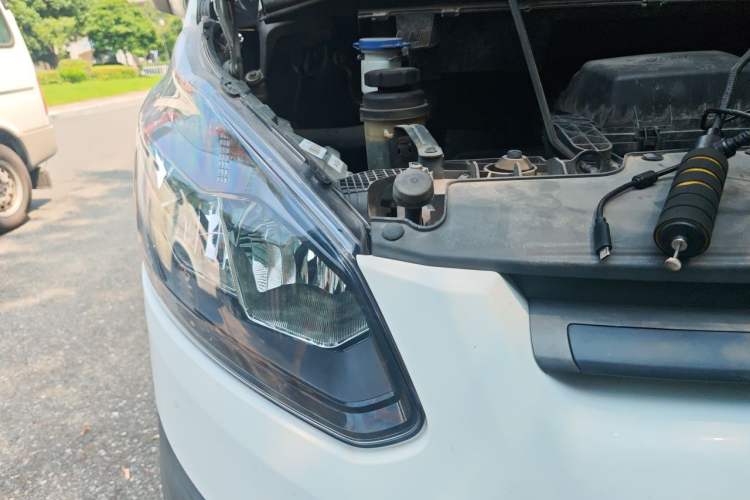 Used Ford Transit  Right Front Headlight