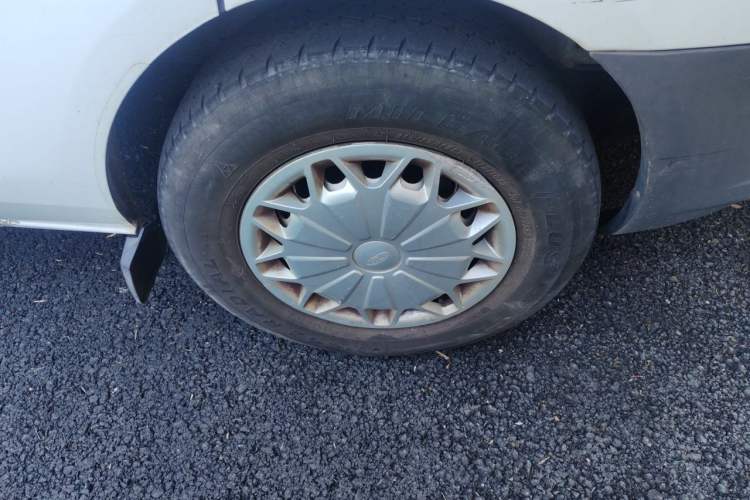 Used Ford Transit  Right Front Wheel Hub