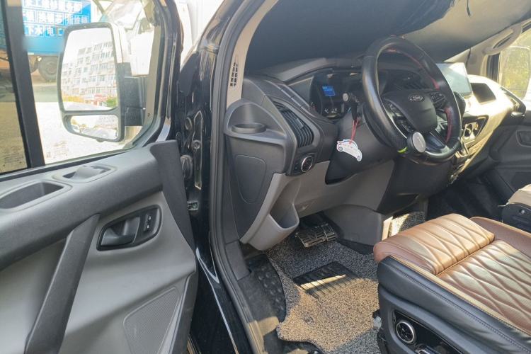Used Ford Transit 2019 2.0T Gasoline Automatic Multi-Function Commercial Vehicle Short Wheelbase Low Roof 6-Seater China VI Standard Driver Seat