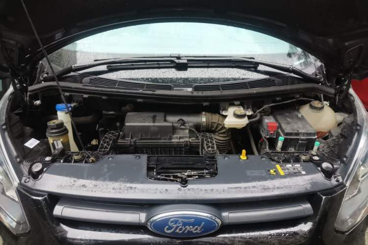 Used Ford Transit 2019 2.0T Gasoline Automatic Multi-Function Commercial Vehicle Mid-Roof 6-Seater China VI Standard Engine Bay